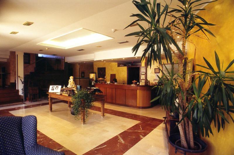 Hotel Villa De Nava Exterior photo