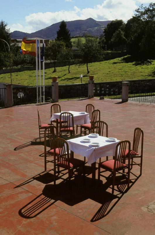 Hotel Villa De Nava Exterior photo
